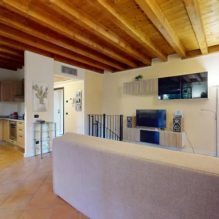 아파트 Borgo Del Torchio F1 Bybookinggardalake 마네르바 델 가르다