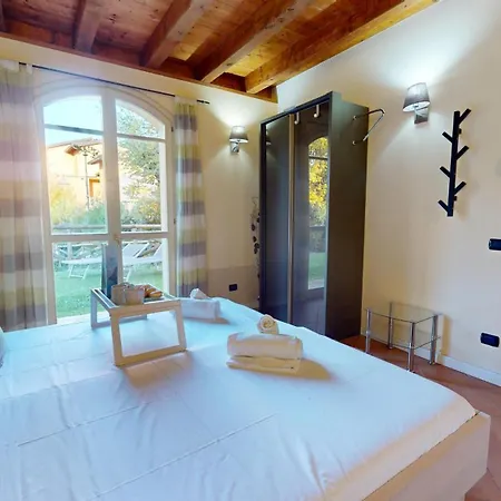 아파트 Borgo Del Torchio F1 Bybookinggardalake 마네르바 델 가르다