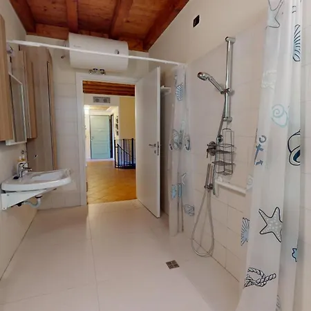 Borgo Del Torchio F1 Bybookinggardalake *